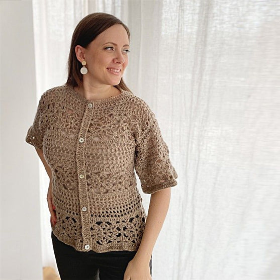 

Frosty Flower - T-shirt
7