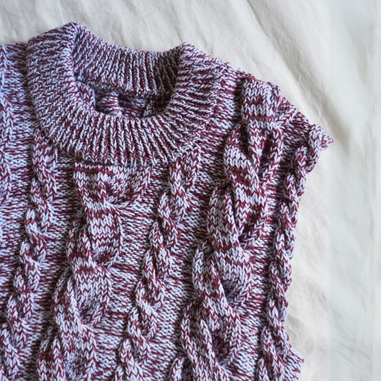 

Beyond Cables - Kamizelka
6