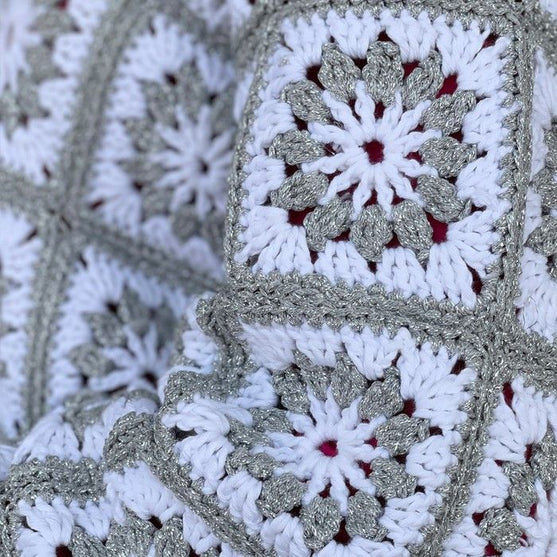 

Sparkling Daisy - Kardigan
4