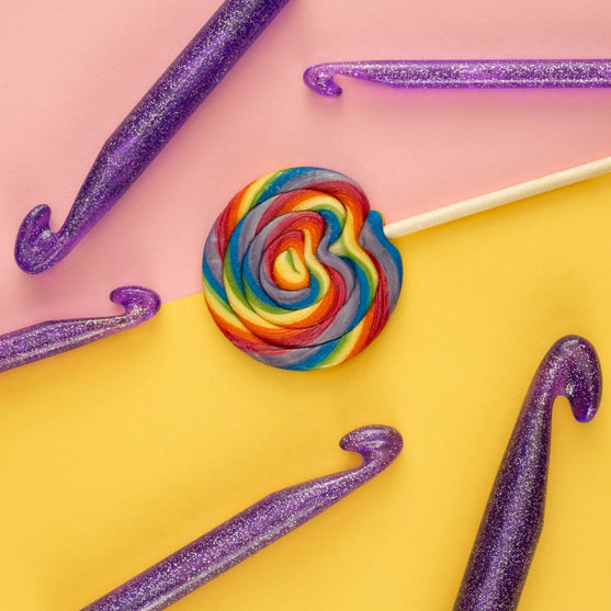 

Zestaw brokatowych szydełek - 5 rozmiarów - Hobbii
3