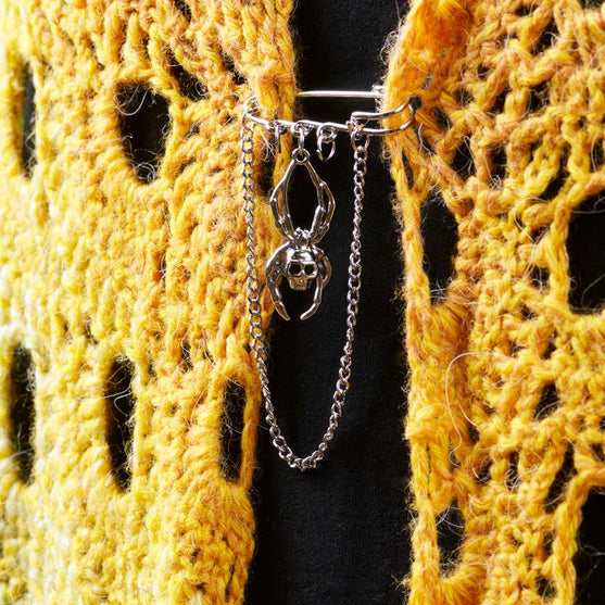 

Halloween Shawl Pin - Hobbii
2