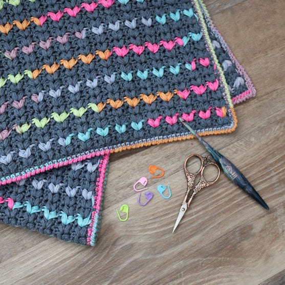 

Heart’s Desire - Szalik
8