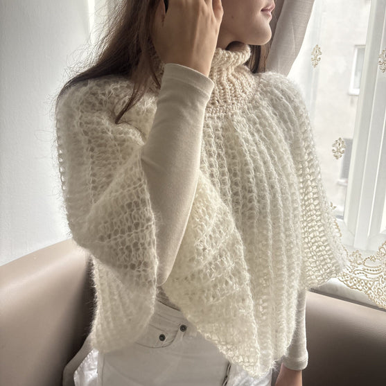 

Daphne - Pelerynka
2