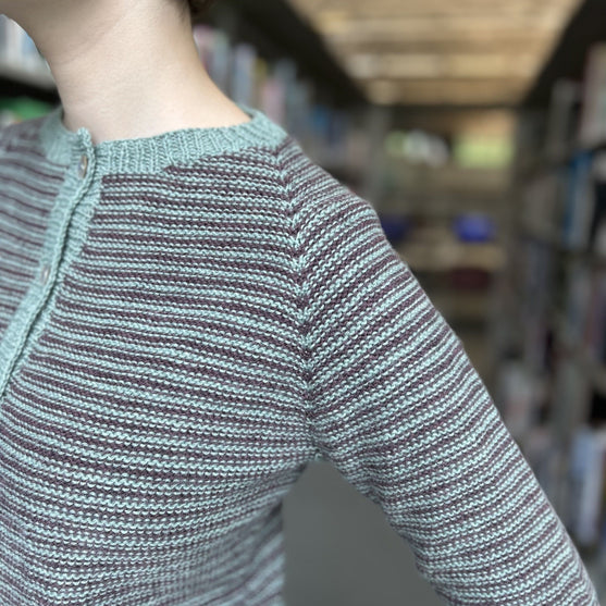 

Bookends - Kardigan
4