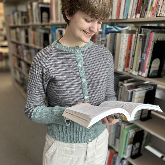 Bookends - Kardigan