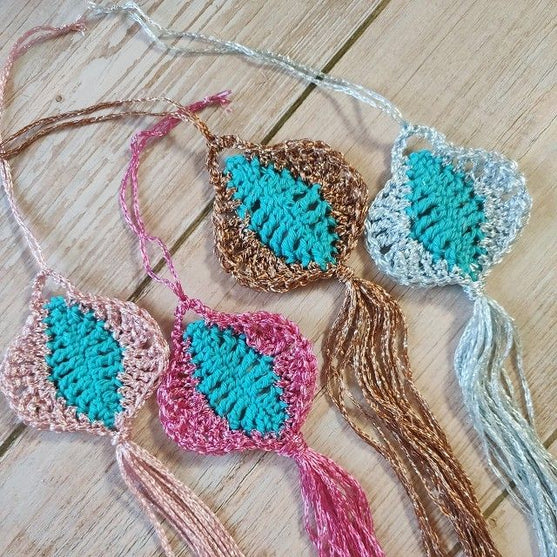 

Glittery Lantern - Ozdoba
9