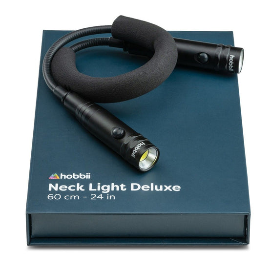 

Lampa na szyję Deluxe - Czarny - Hobbii
6