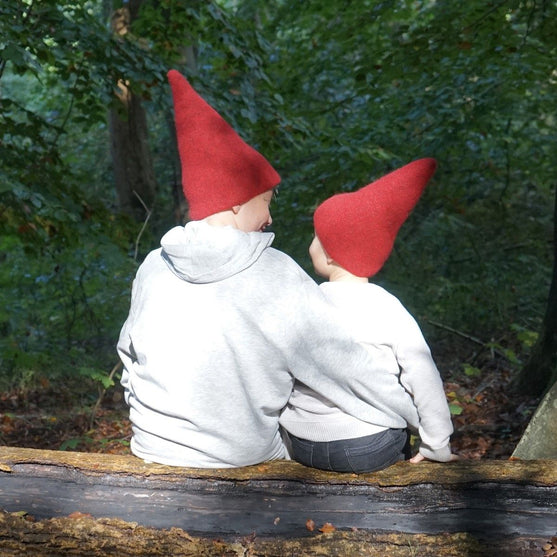 

Puk – Filcowa Czapka Mikołaja
3